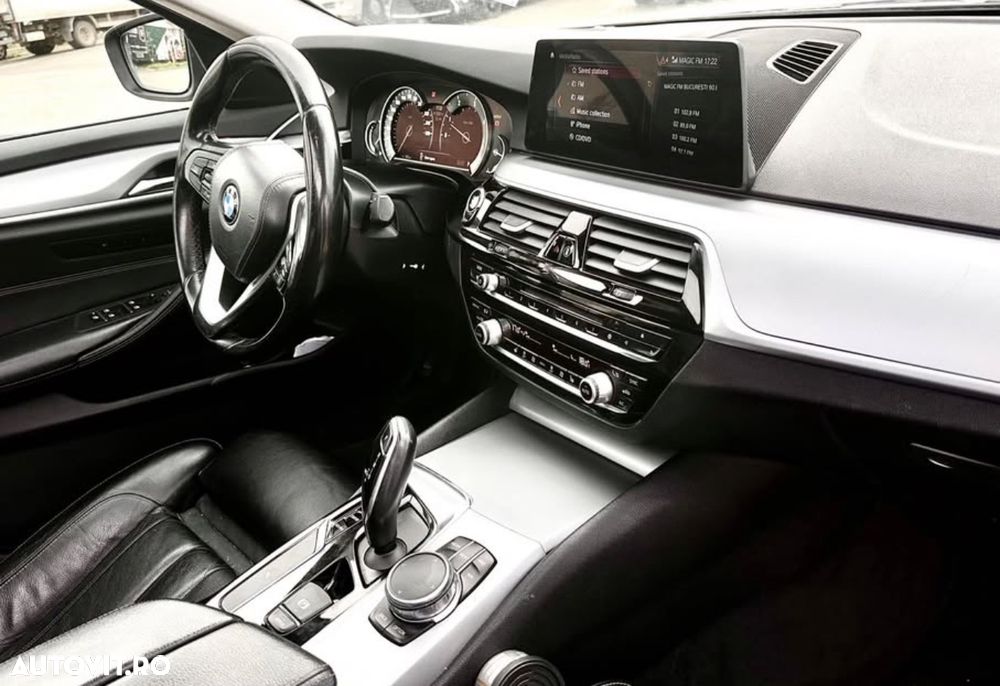 BMW Seria 5 2017 photo 2