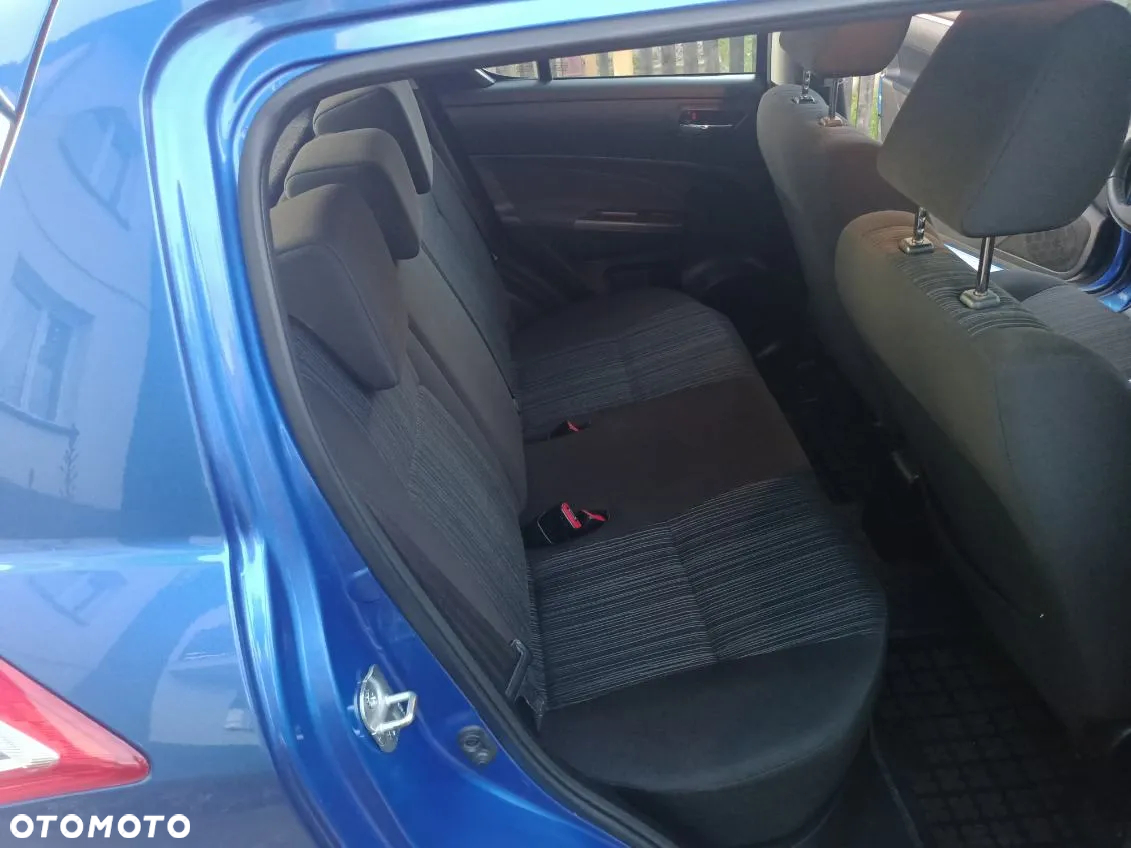 Suzuki Swift - 8