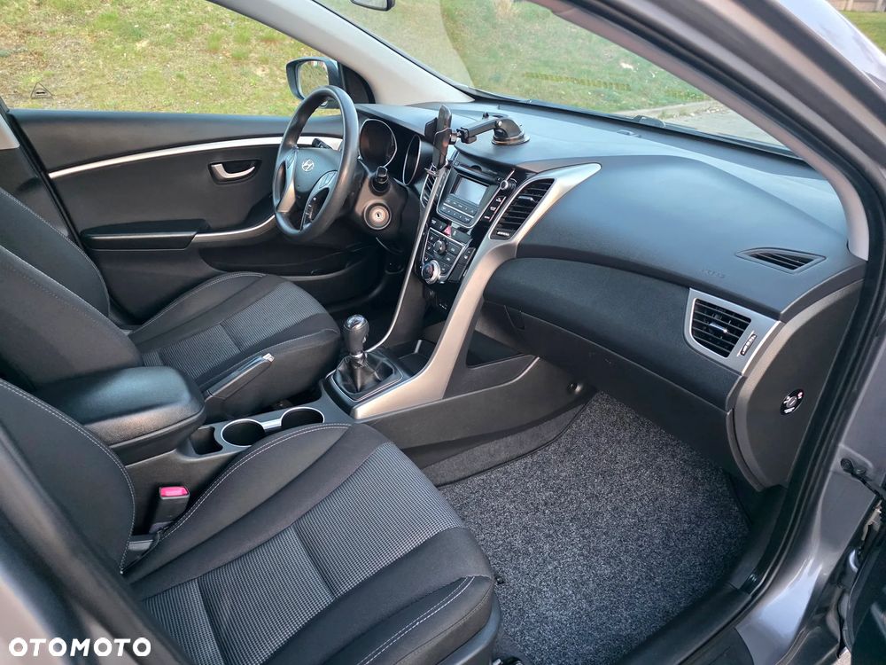 Hyundai i30 1.4 CRDi Comfort - 14