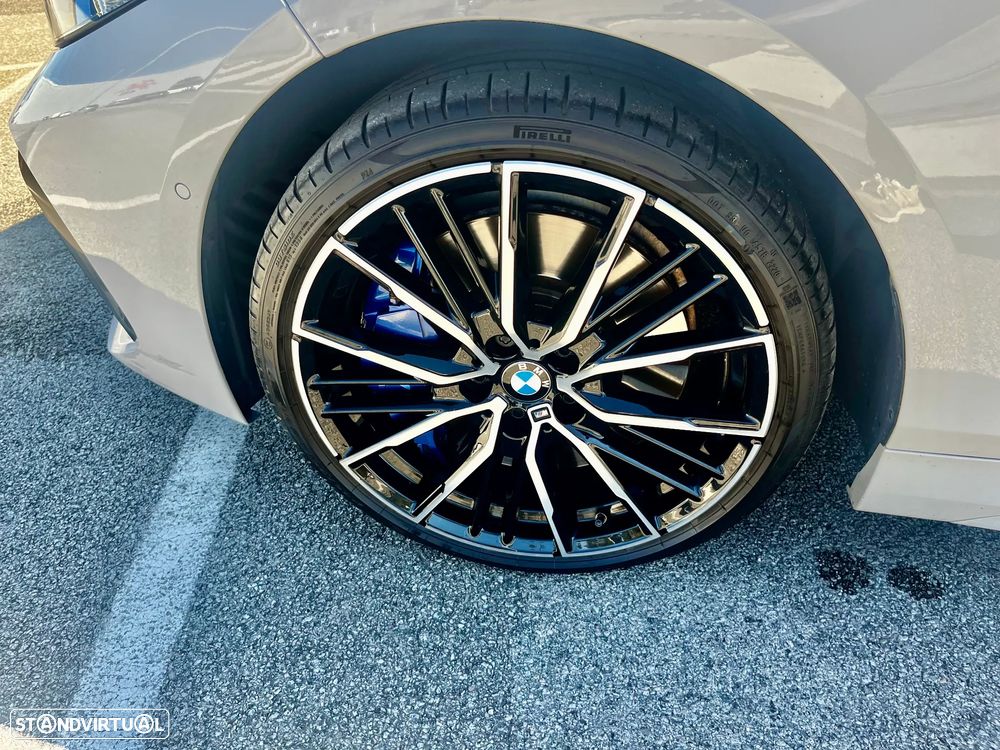BMW 116 d Pack Desportivo M Auto - 16