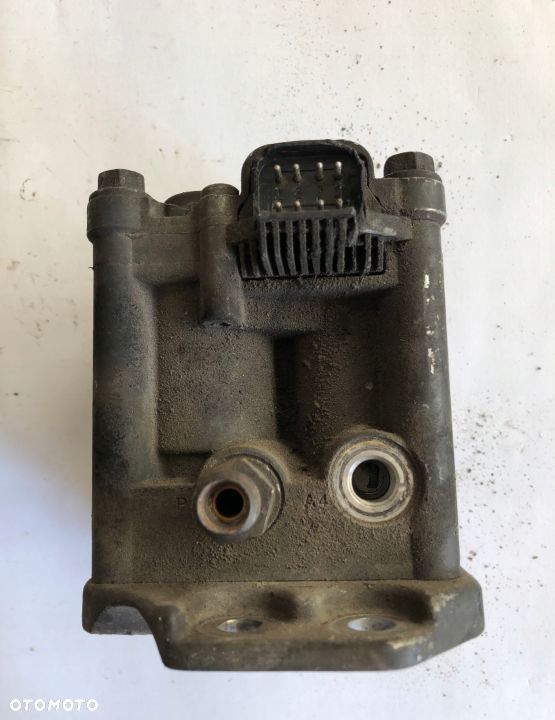 ZAWÓR EGR SCANIA 4088534 - 2