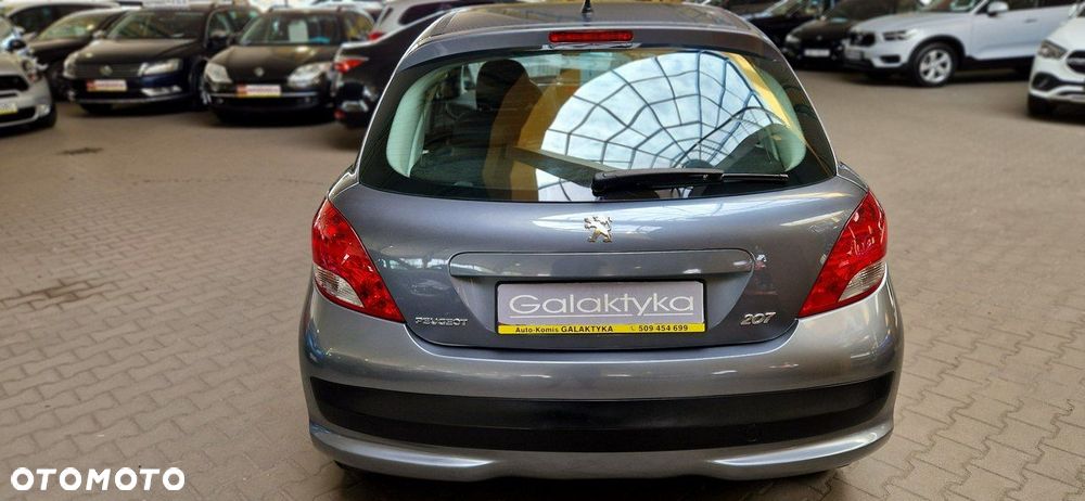 Peugeot 207 - 6