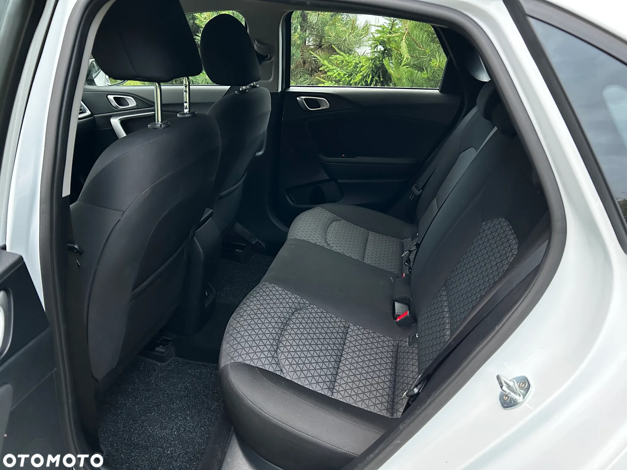 Kia Ceed 1.0 T-GDI L - 8