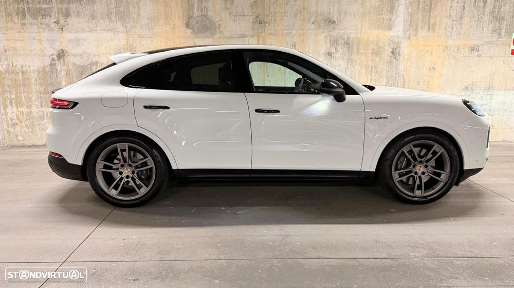 Porsche Cayenne Coupé E-Hybrid Black Edition - 10