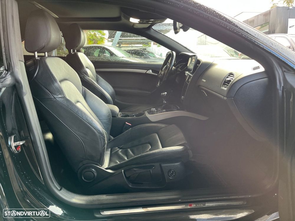 Audi A5 2.0 TDI Business Line Sport - 44