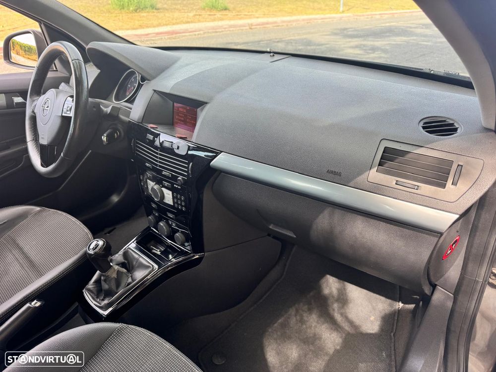 Opel Astra 1.7 CDTi Cosmo ecoFLEX - 10