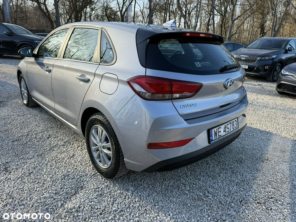 Hyundai i30 1.5 DPI Modern - 16