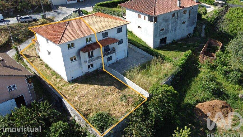 Moradia geminada T3 em Mões de 176 m2 - Grande imagem: 2/40