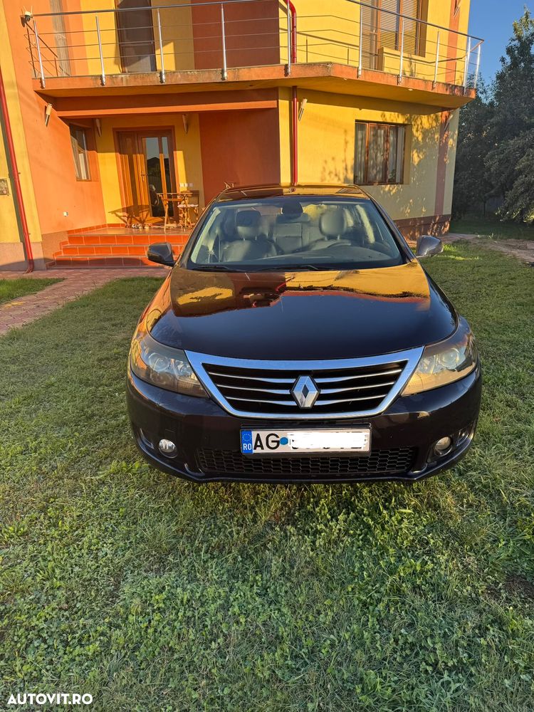Renault Latitude 2.0 dCi Luxury - 1