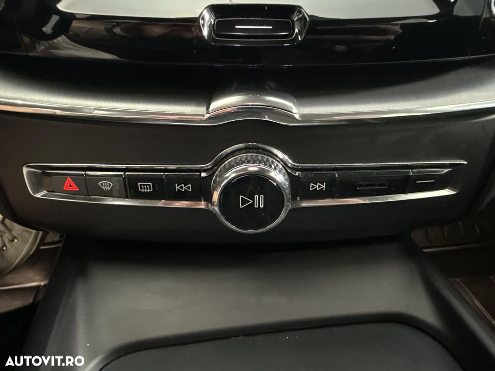Volvo XC 60 - 17