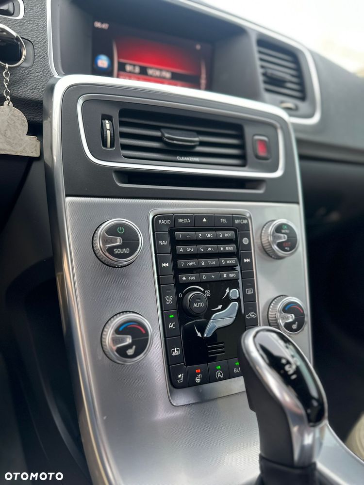 Volvo S60 T5 Geartronic Kinetic - 9