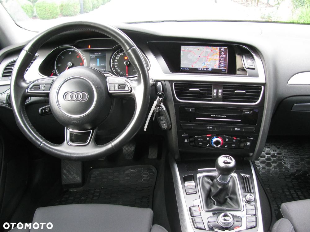 Audi A4 Avant 2.0 TDI - 20