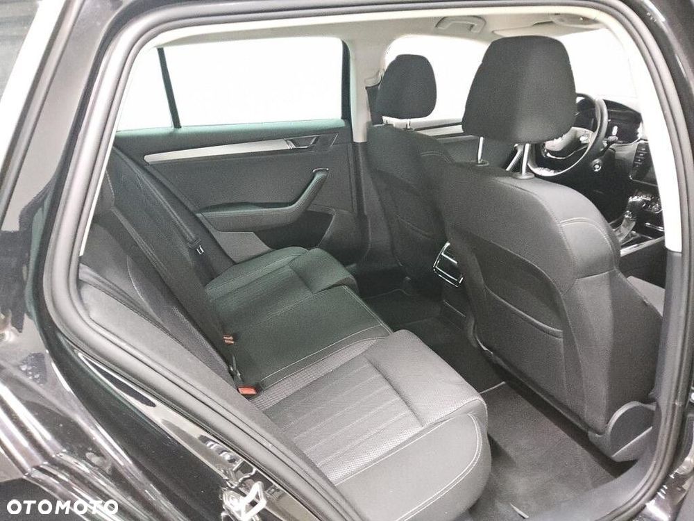 Skoda Superb 2.0 TDI SCR Style DSG - 7