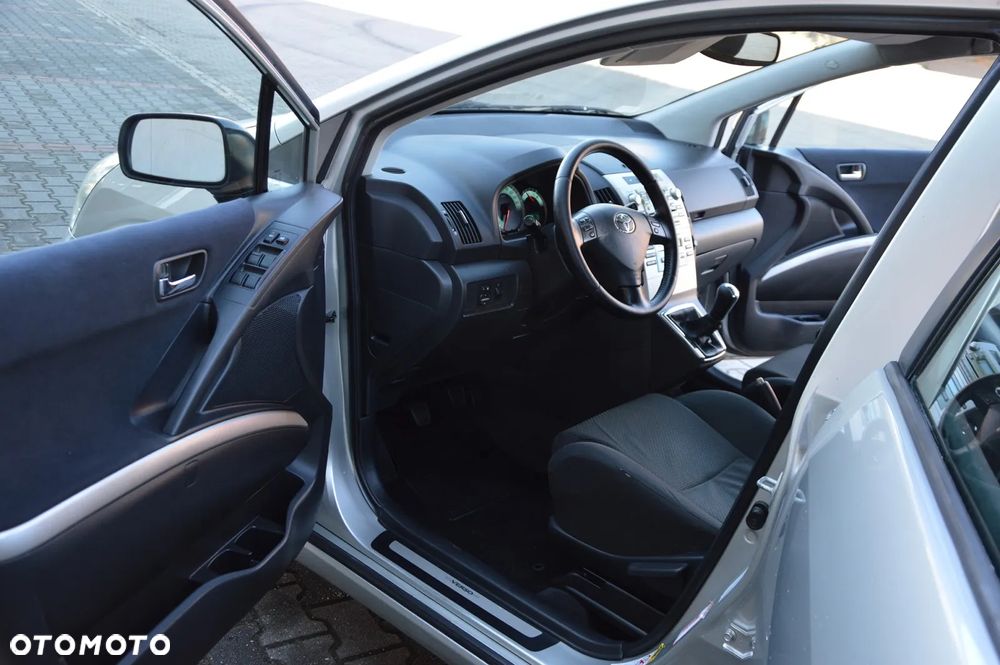 Toyota Corolla Verso 1.6 Sol - 15