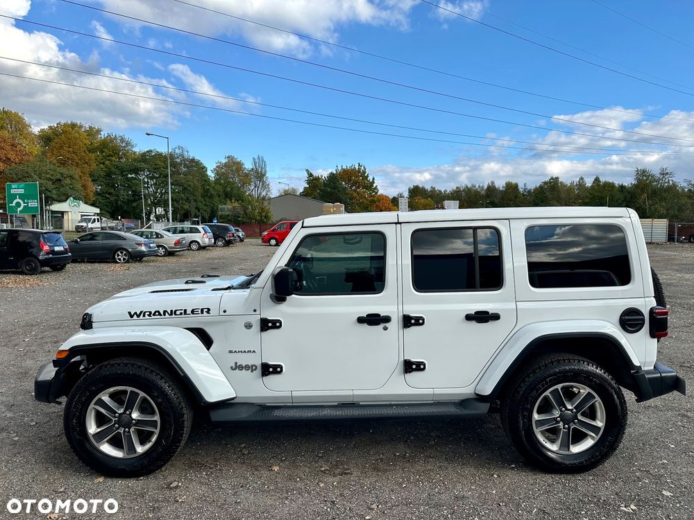 Jeep Wrangler Unlimited GME 2.0 Turbo Sahara - 2