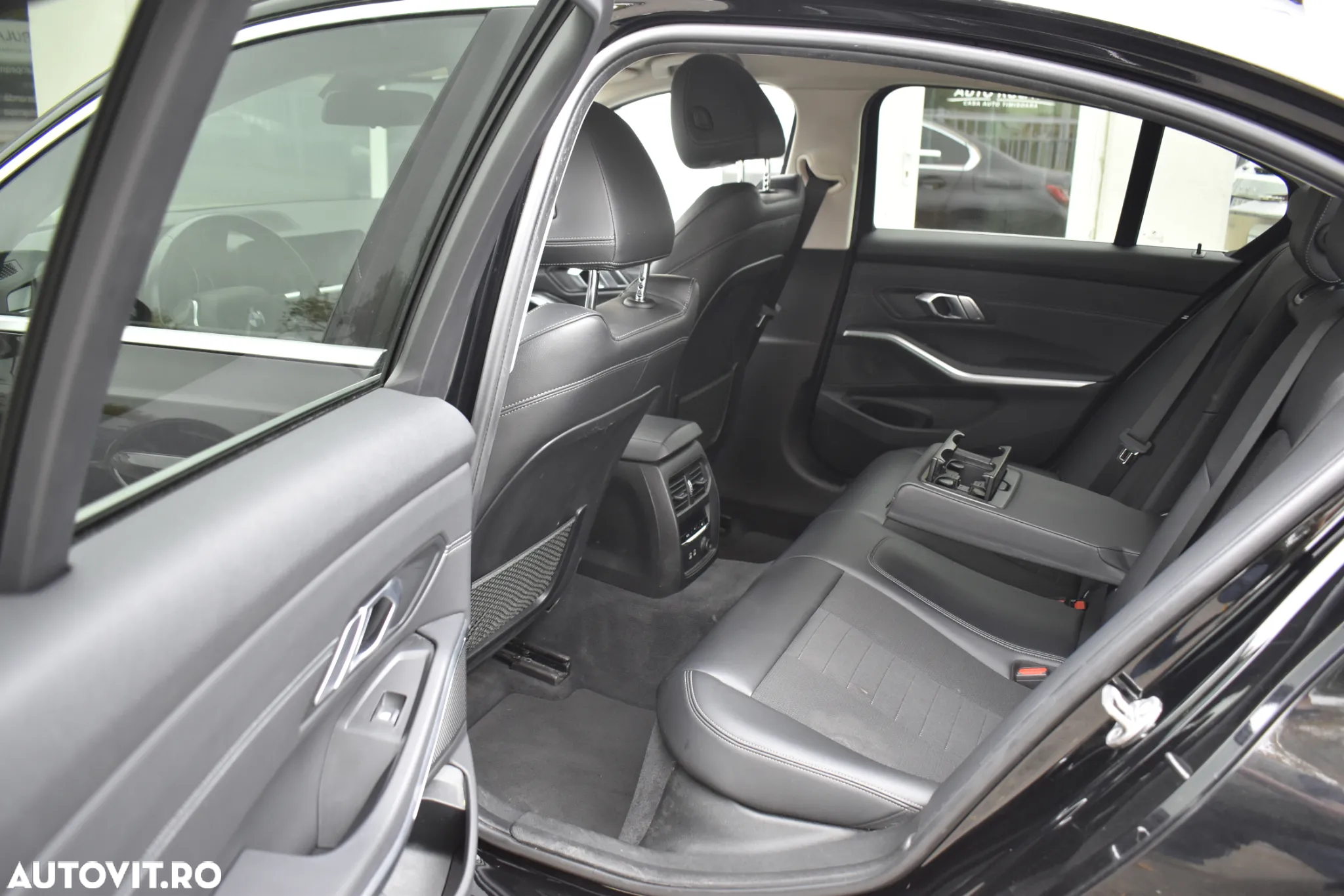 BMW Seria 3 320d xDrive AT Advantage - 33