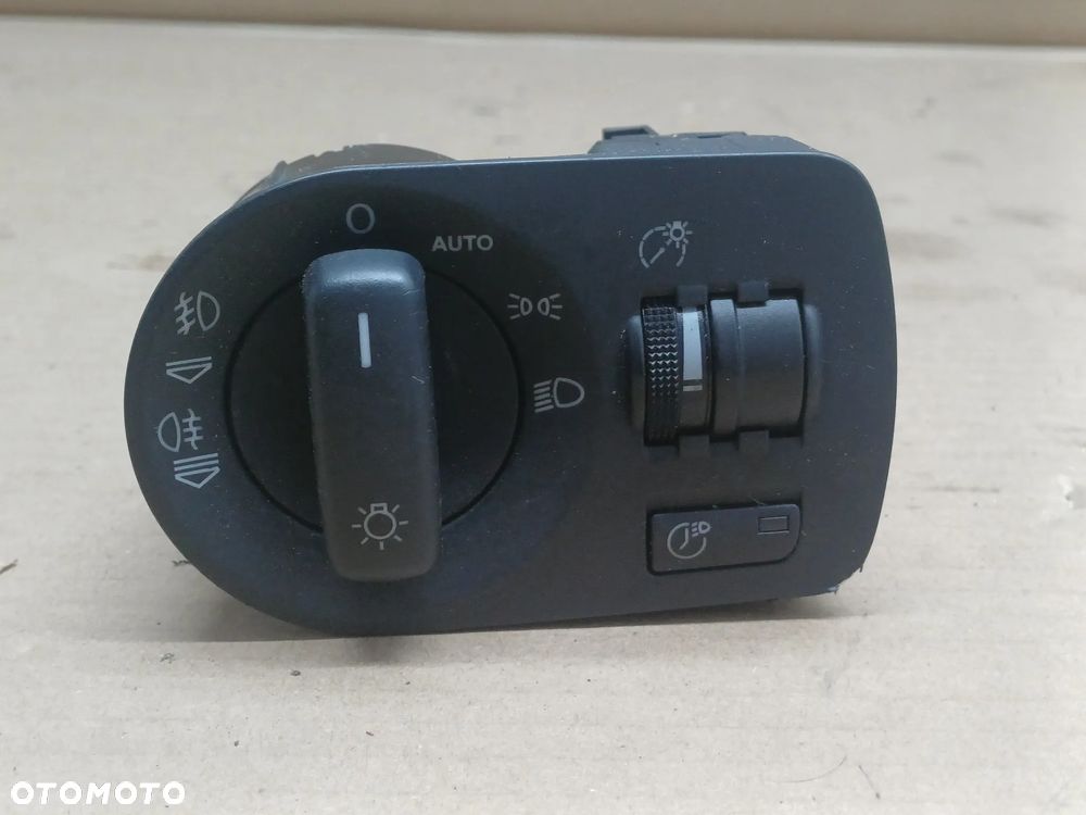 Włącznik Swiateł Audi A3 8P Xenon Europa 8P1941531T  8P1919093 - 4