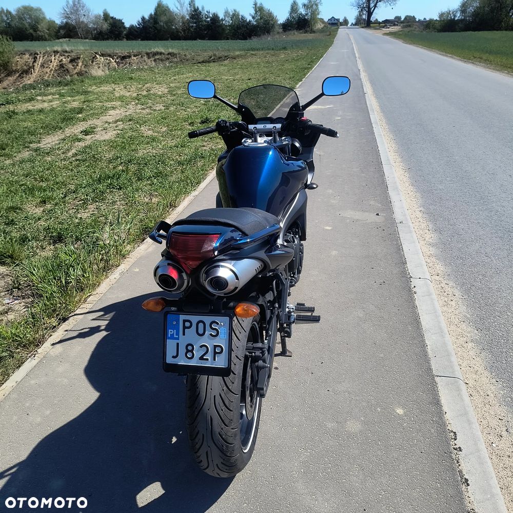 Yamaha FZ6 - 15