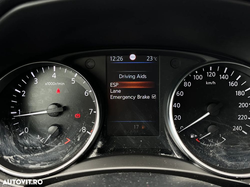 Nissan Qashqai - 16