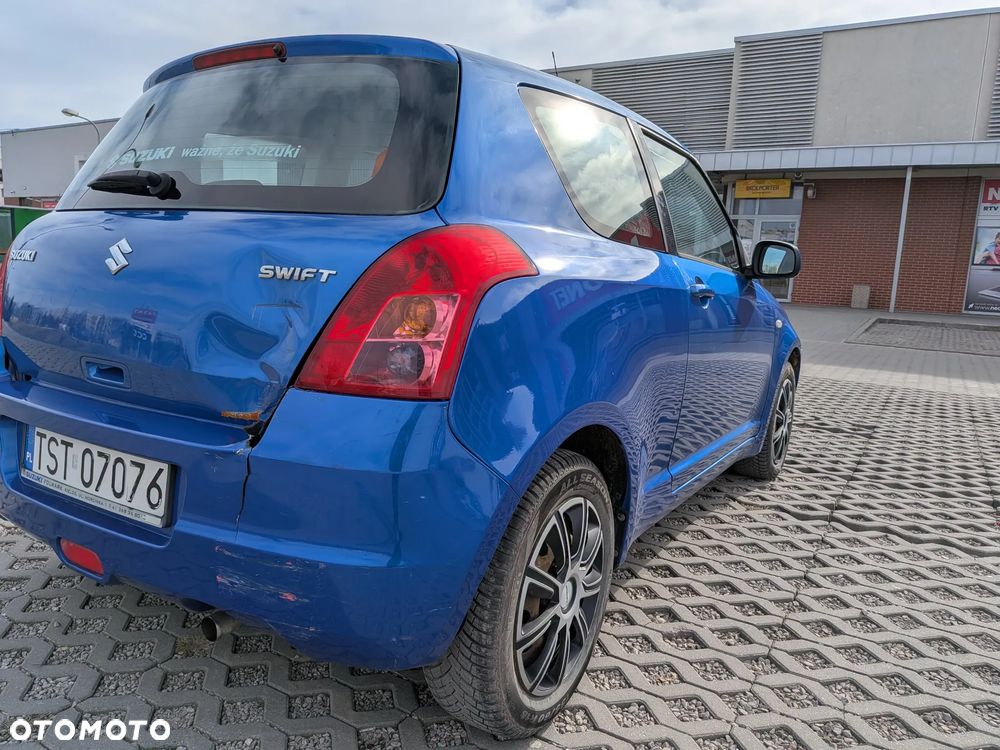 Suzuki Swift 1.3 Sakura - 8