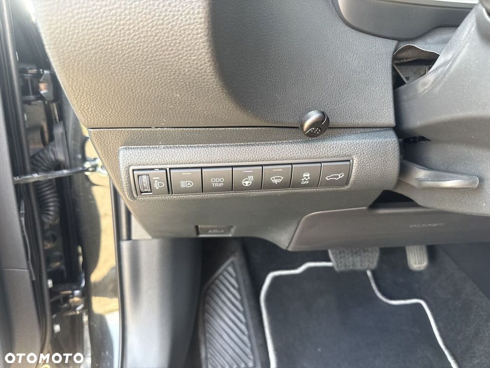 Toyota Corolla 1.8 Hybrid Style - 23