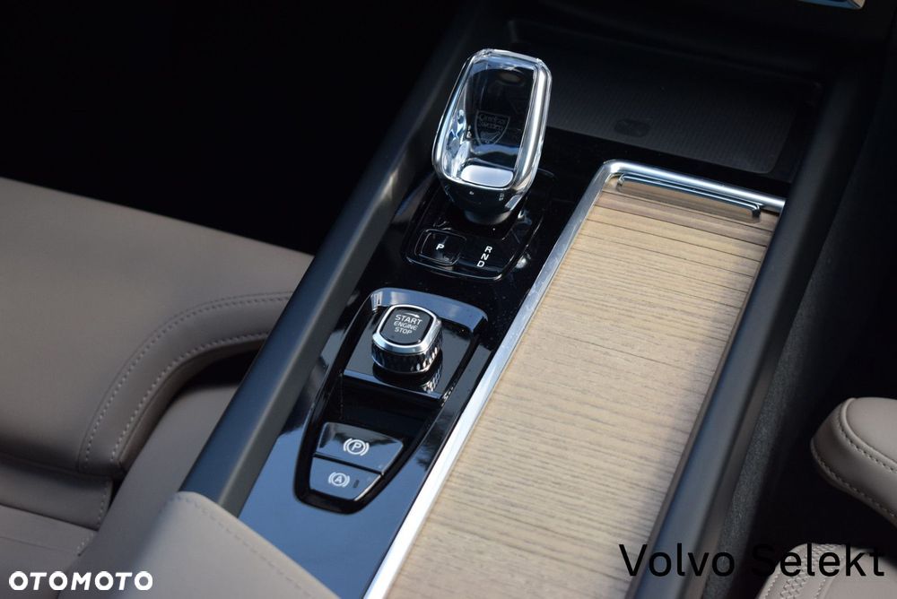 Volvo XC 60 - 21