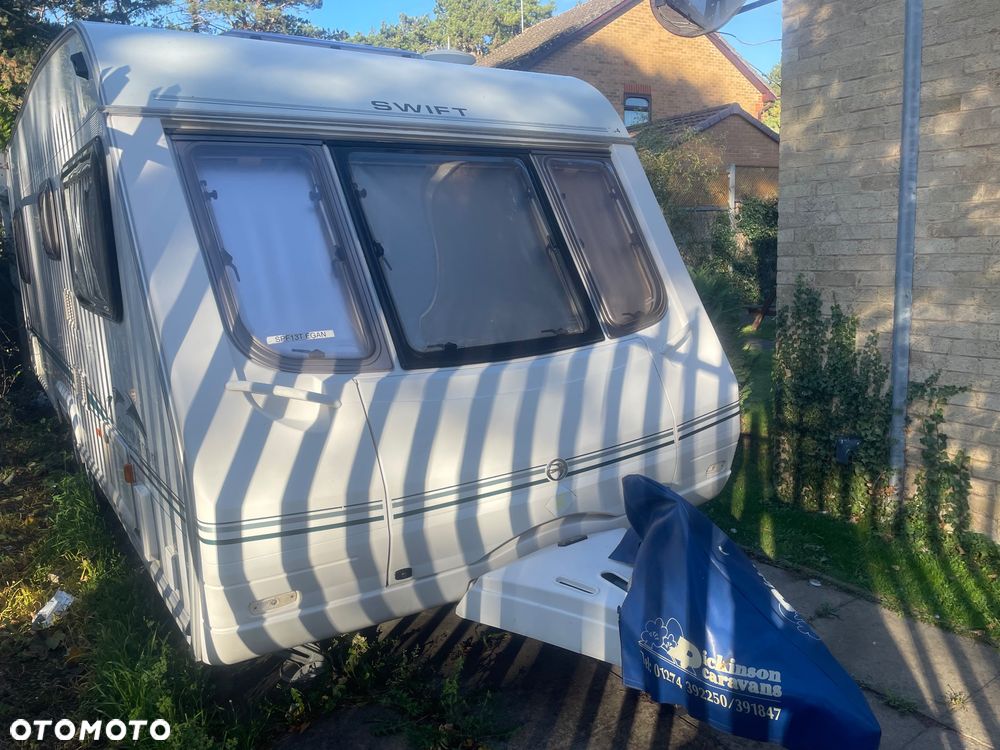 SWIFT Conqueror 645 Lux - 13