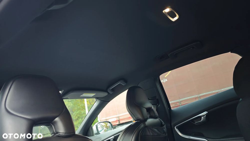 Volvo V40 D4 Drive-E Kinetic - 18