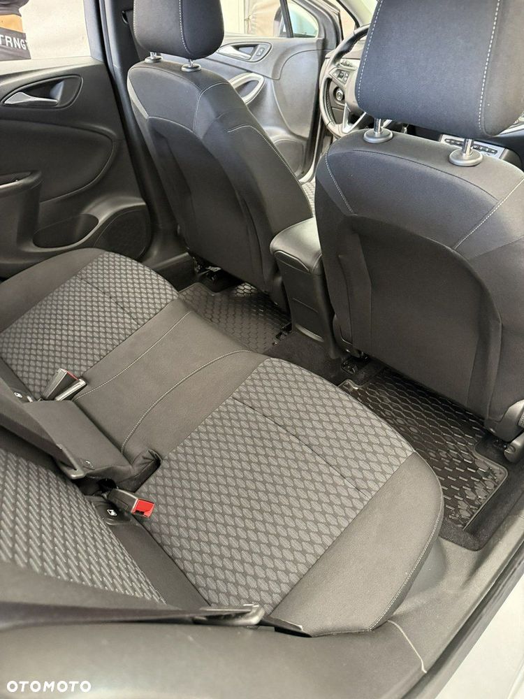 Opel Astra - 17
