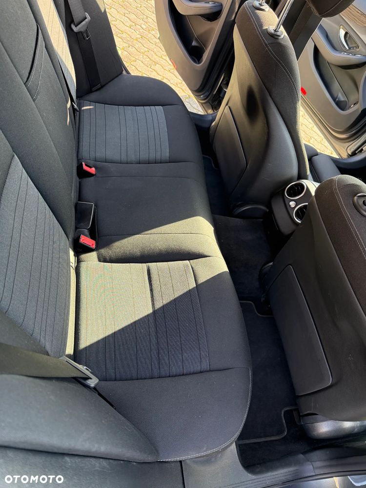 Mercedes-Benz Klasa C 180 - 32