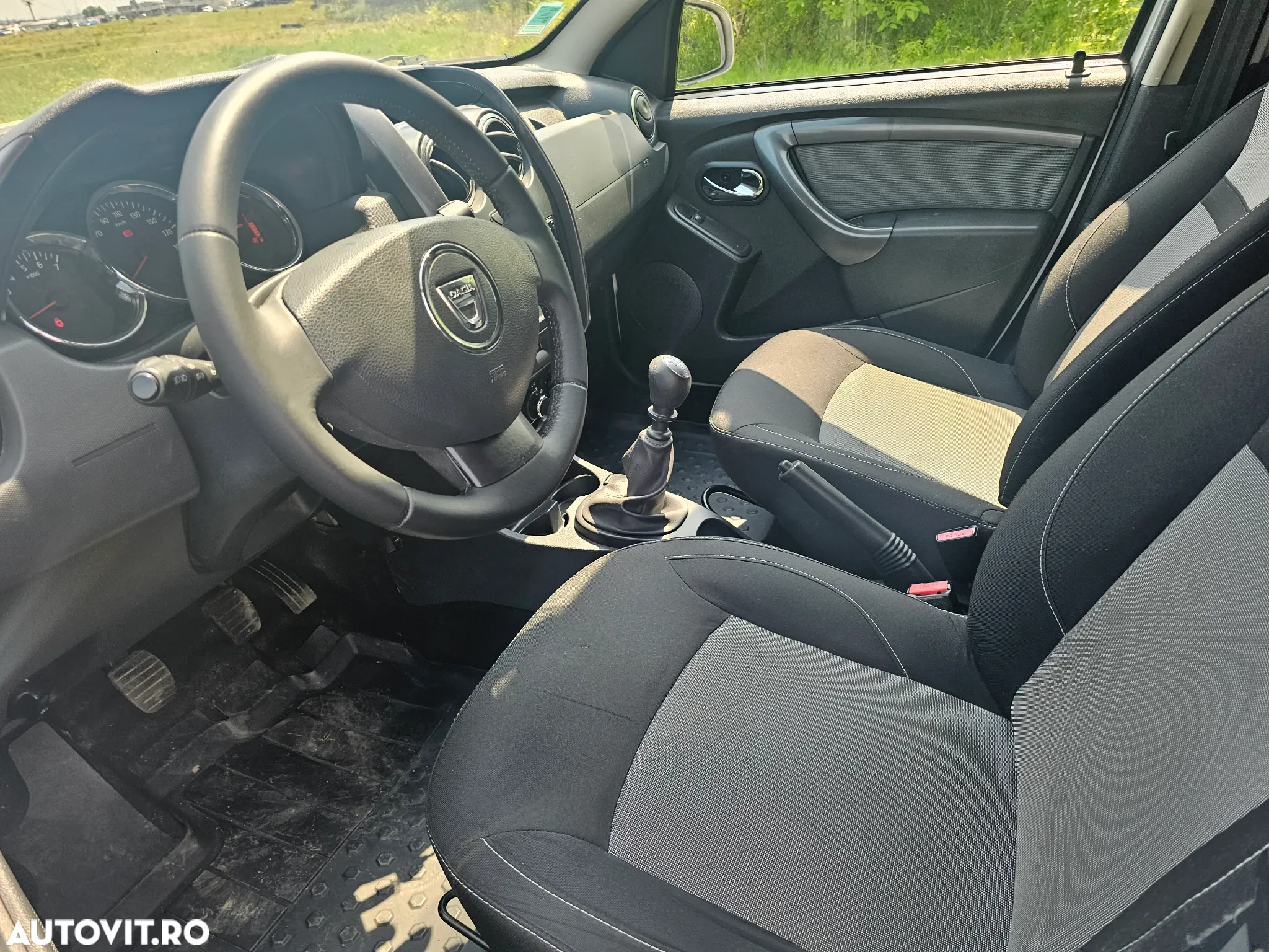Dacia Duster dCi 110 FAP 4x4 Prestige - 11