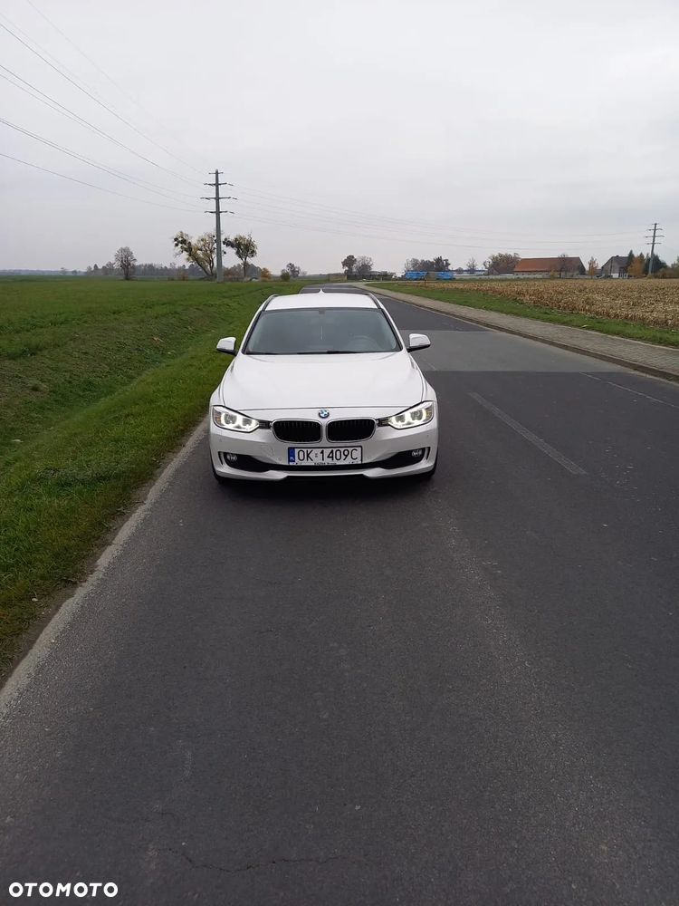 BMW Seria 3 320d Efficient Dynamics - 3