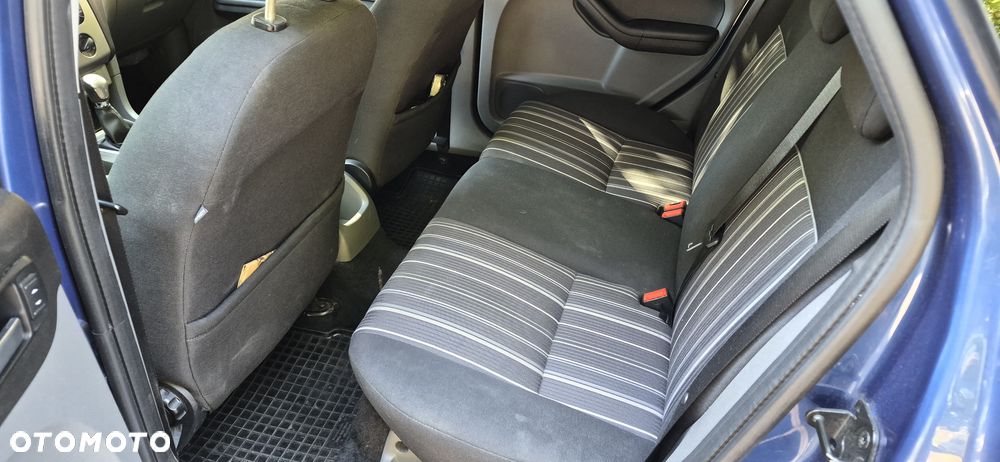 Ford Focus 1.6 16V Ambiente - 9