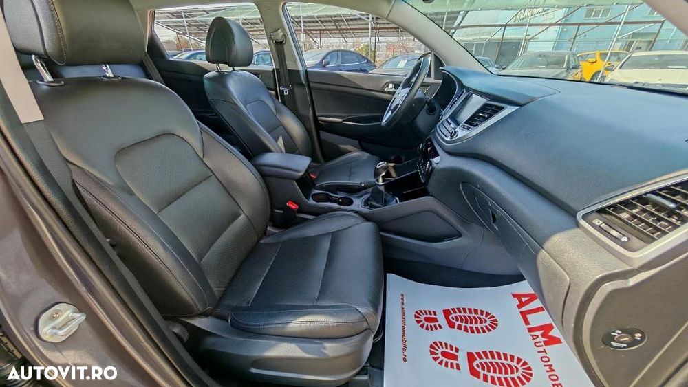 Hyundai Tucson blue 1.7 CRDi 2WD Style - 9