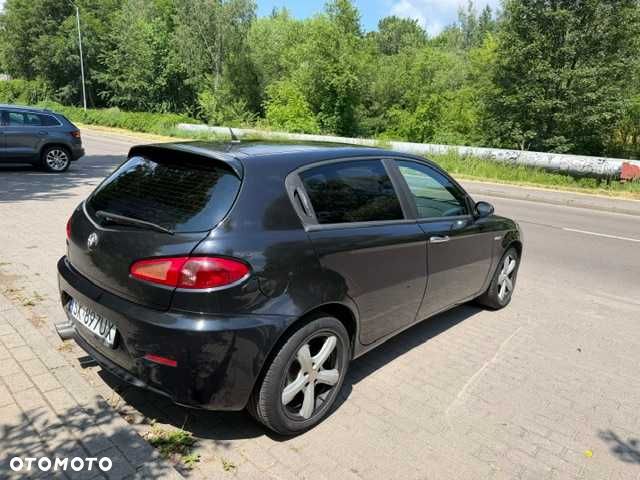 Alfa Romeo 147 - 1
