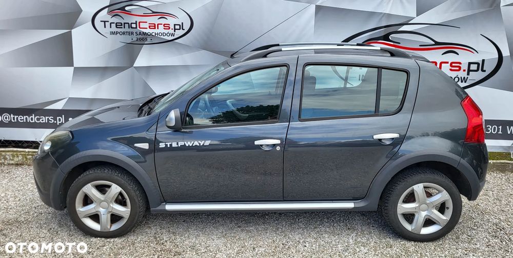 Dacia Sandero Stepway 1.6 - 4