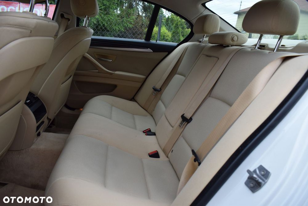 BMW Seria 5 520d - 9