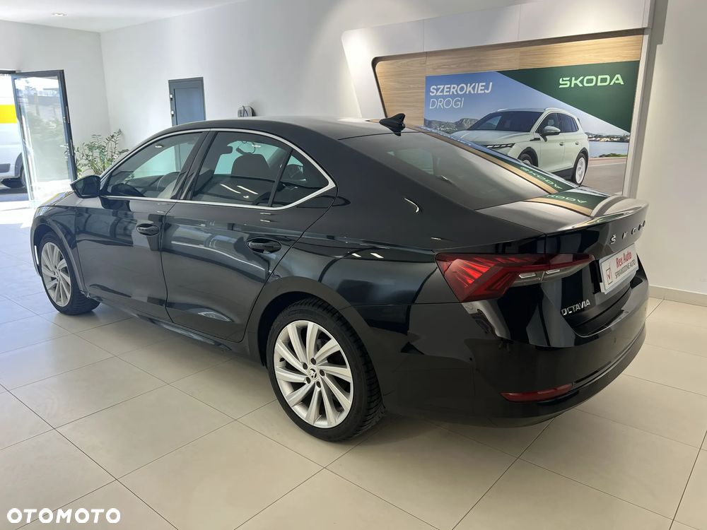 Skoda Octavia 2.0 TSI 4x4 Style DSG - 6