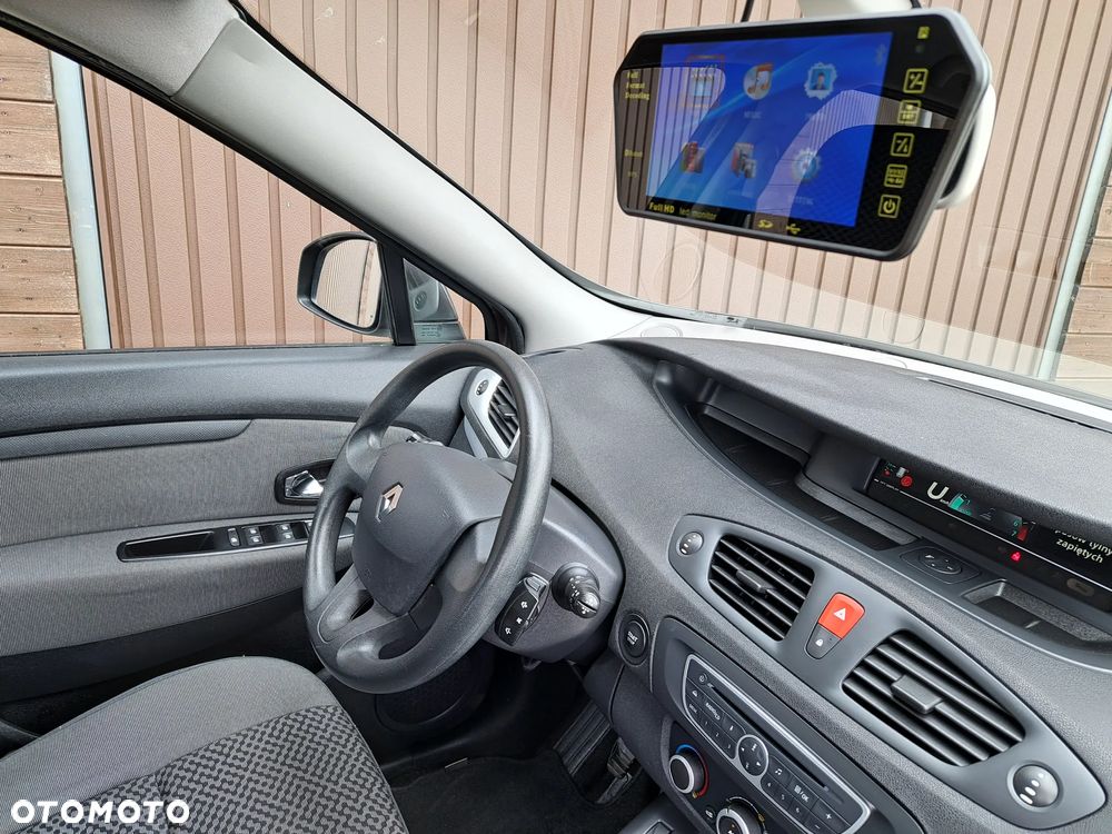Renault Scenic 1.6 16V Expression - 30