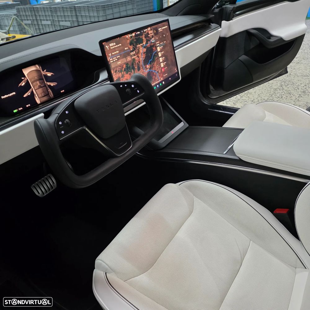 Tesla Model S Plaid AWD - 17