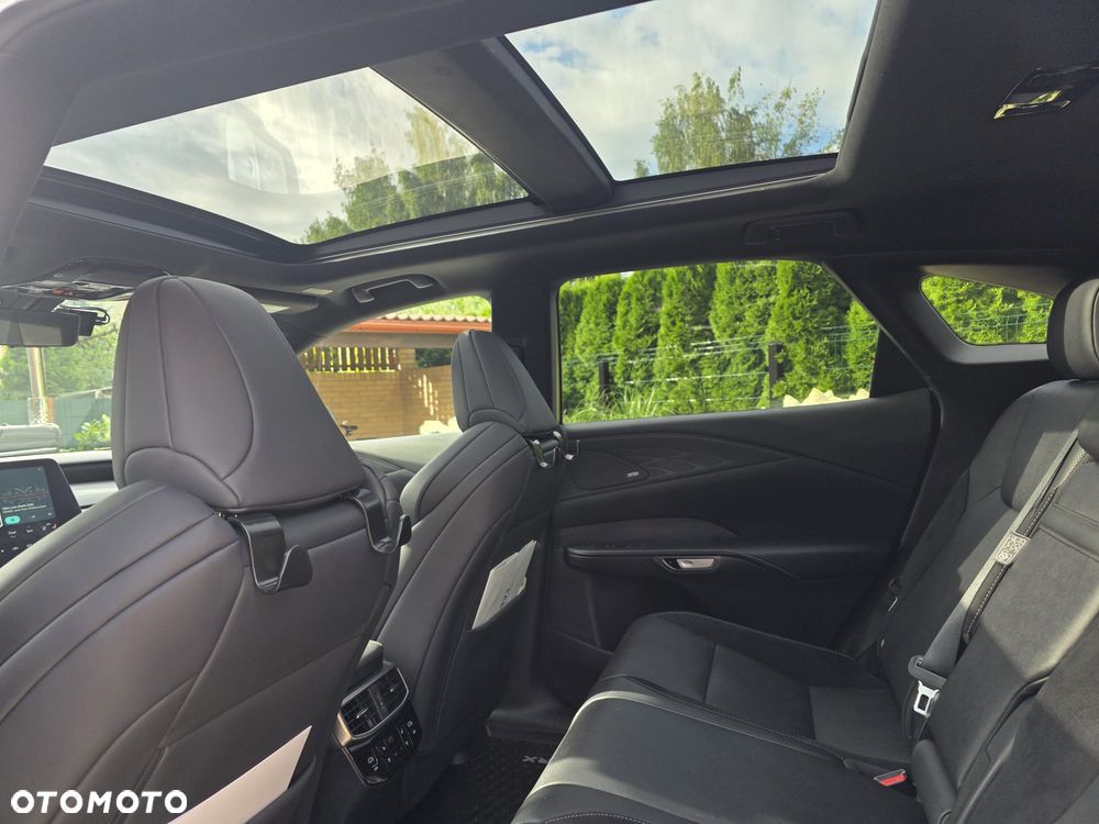 Lexus RX 500h F Sport Edition - 16