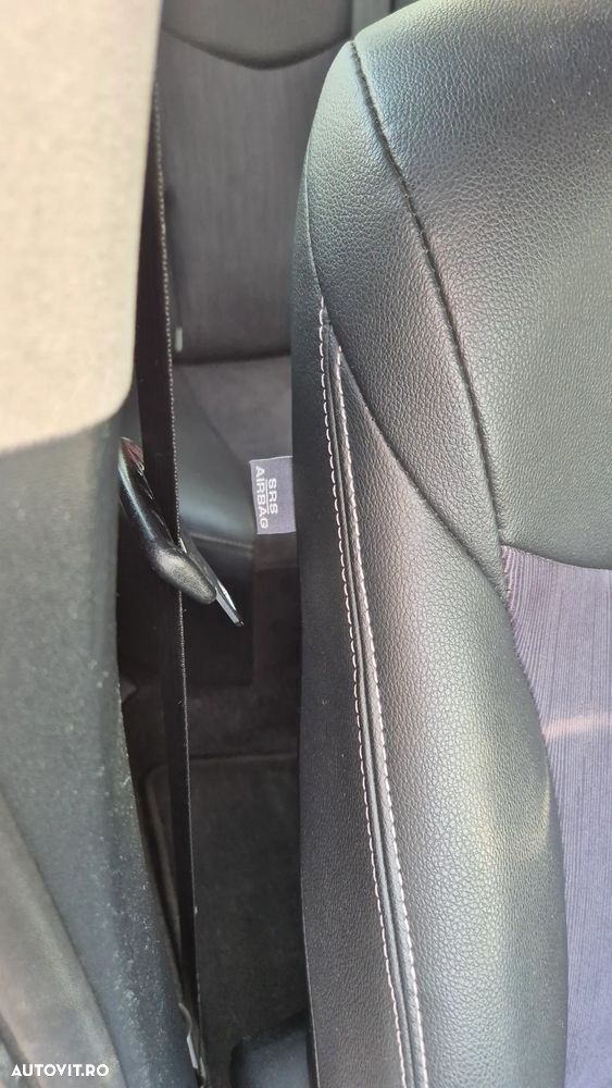 Toyota Prius - 14
