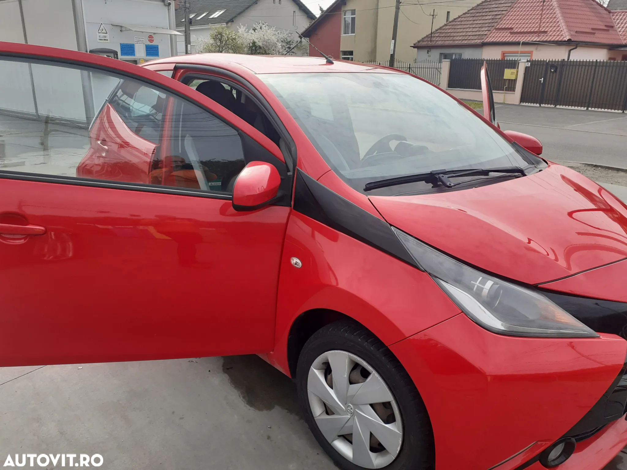 Toyota Aygo 1.0 VVY-I 5 usi X - 2