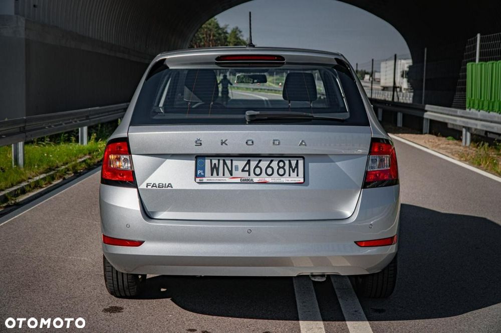 Skoda Fabia - 4