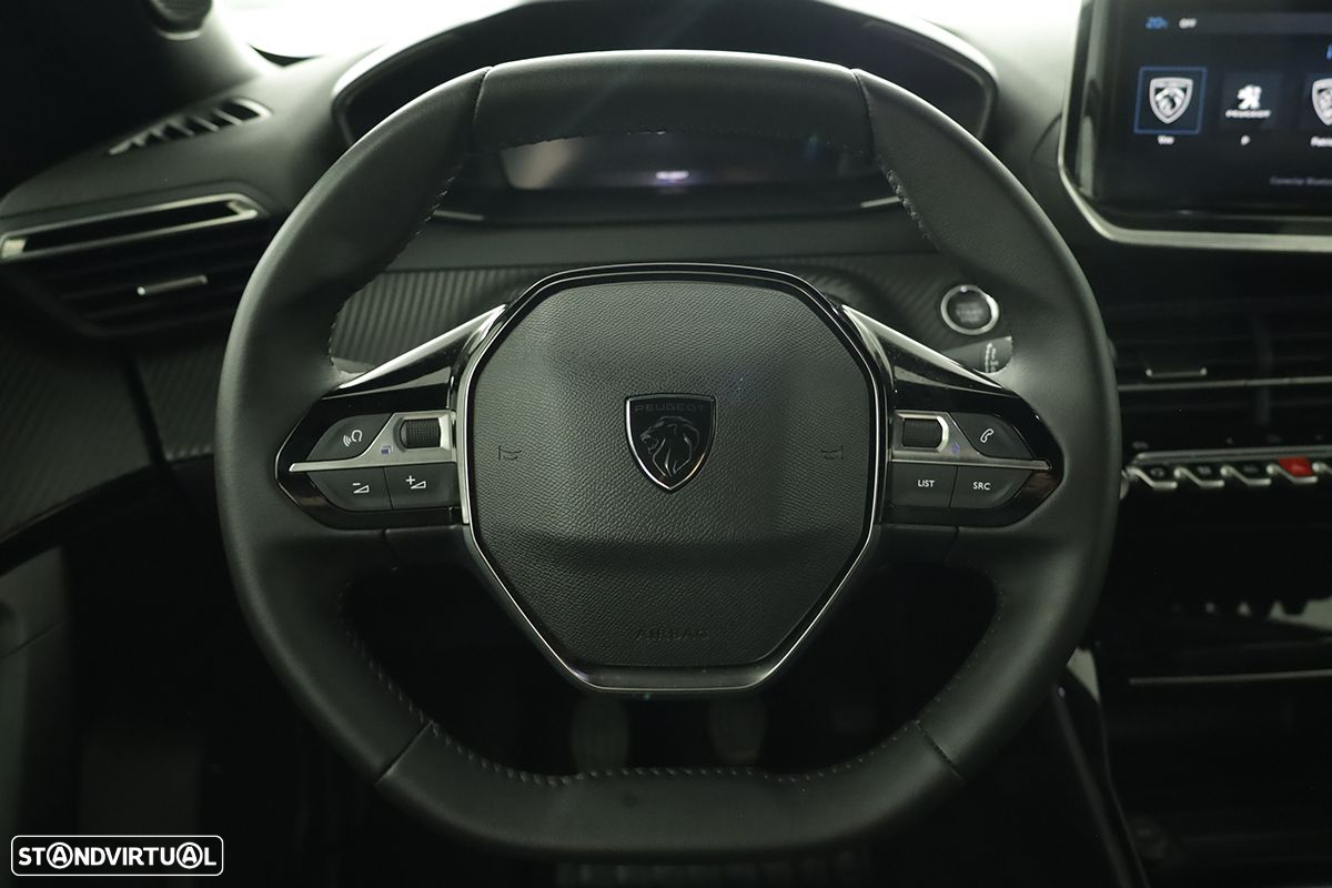 Peugeot 2008 1.2 PureTech Allure - 13
