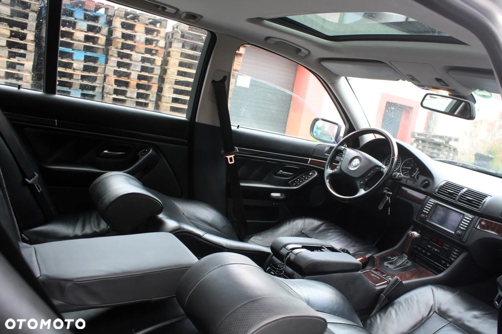 BMW Seria 5 - 8
