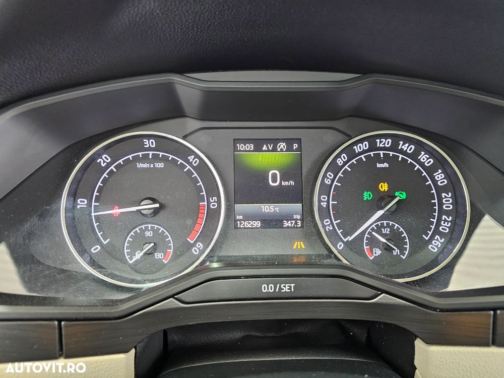 Skoda Superb 2.0 TDI 4X4 DSG Style - 13