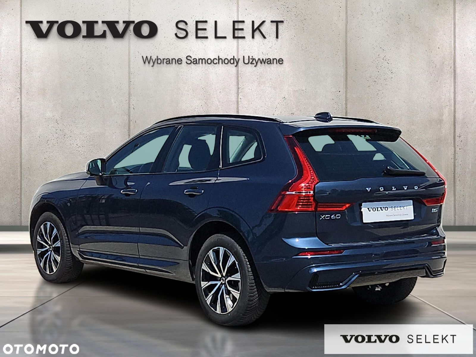 Volvo XC 60 B5 B AWD Plus Dark - 4