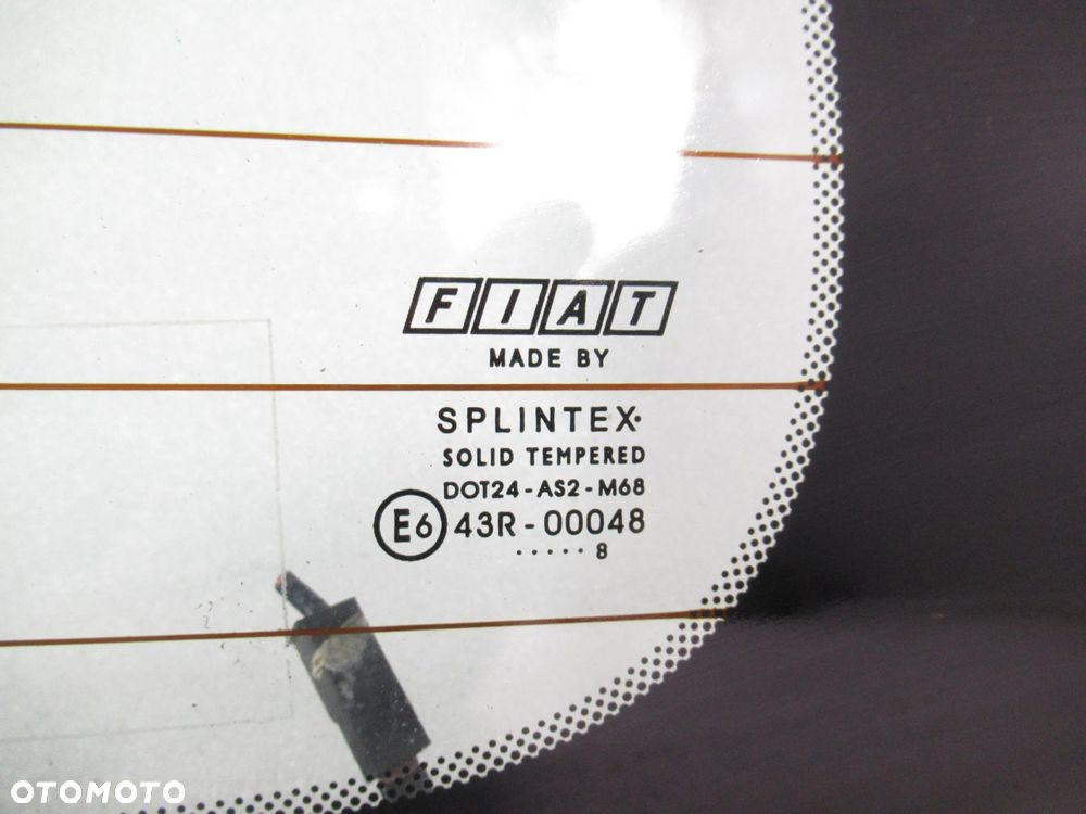 SZYBA TYLNA FIAT GRANDE PUNTO - 4