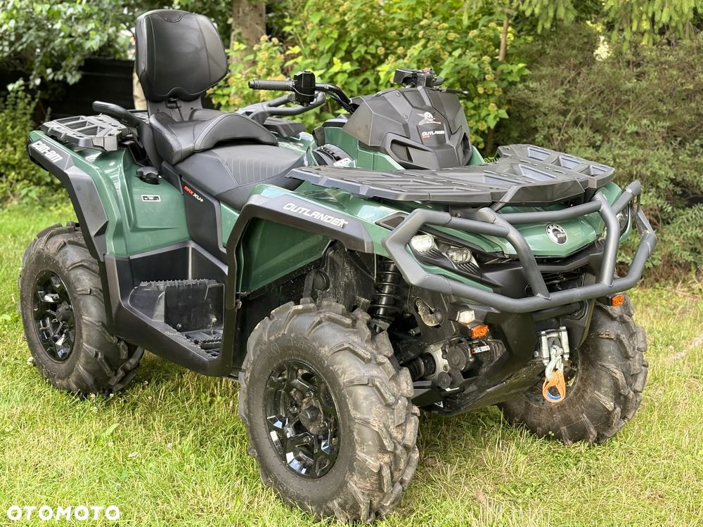 Can-Am Outlander Max - 2